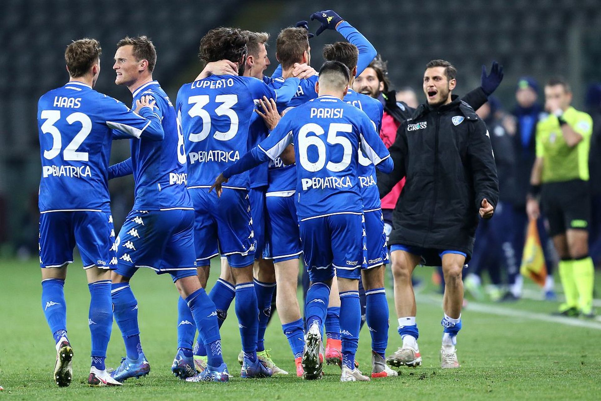 场上的每一 场上的每一